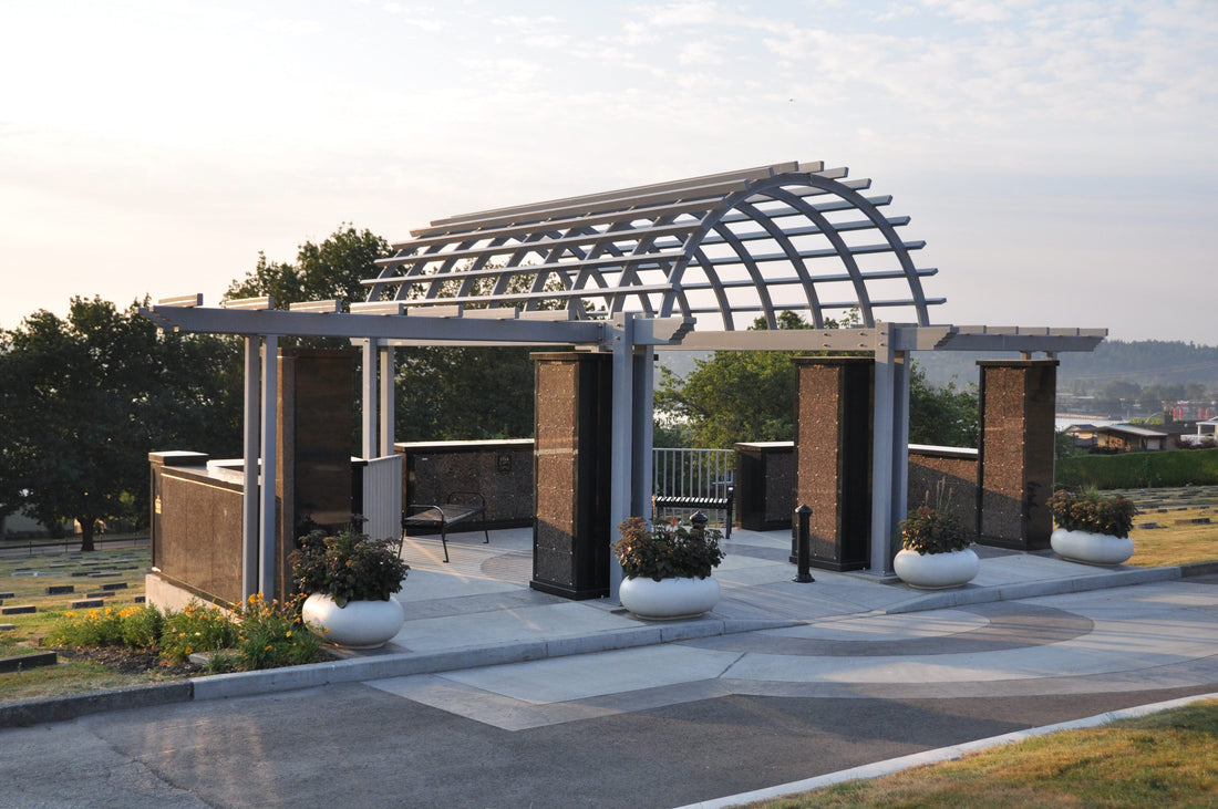 🪨 The Best Materials for Columbaria: Stone, Bronze, and Glass Compared